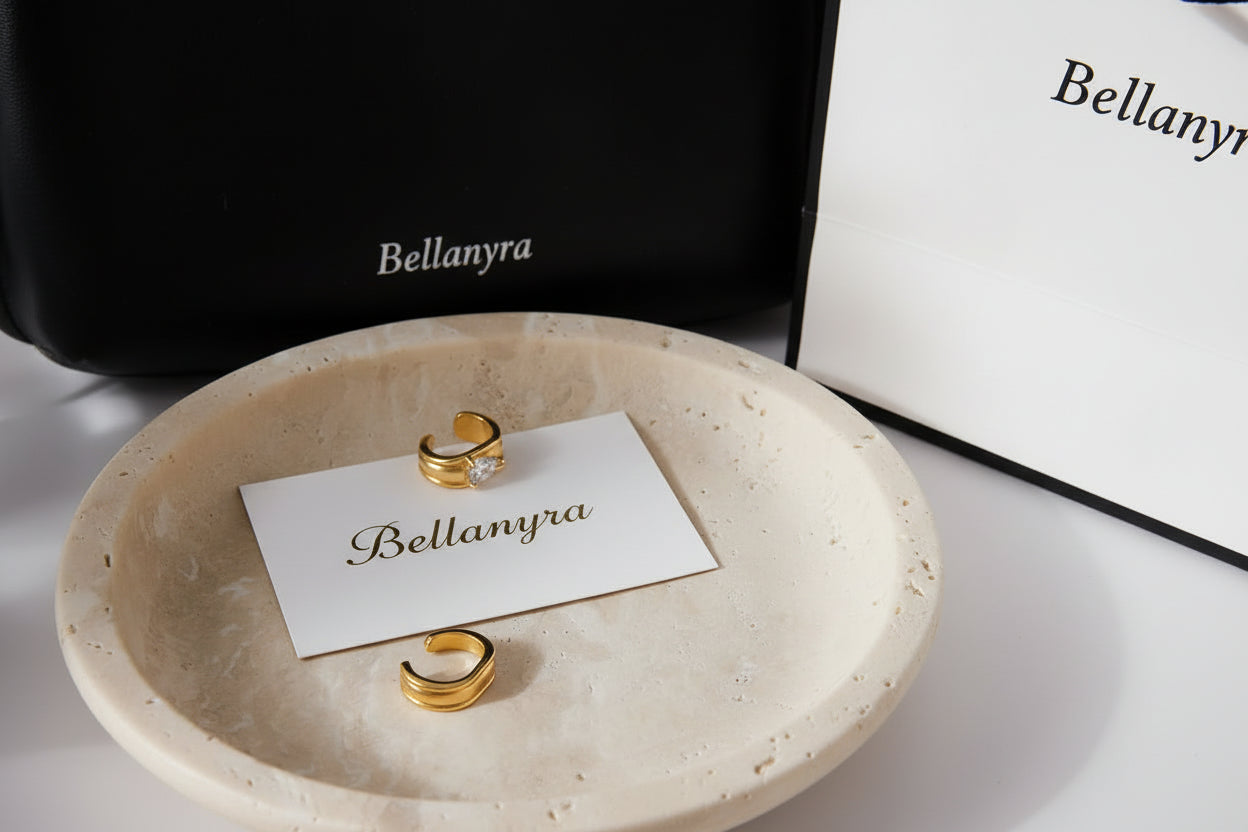 Boucles d’oreilles à clip Ava - Zircon lumineux - Design élégant, plaqué or 18K