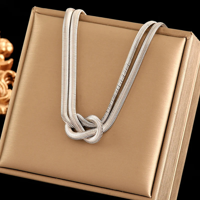 Parure Nœlya – Collier & bracelet au design noué