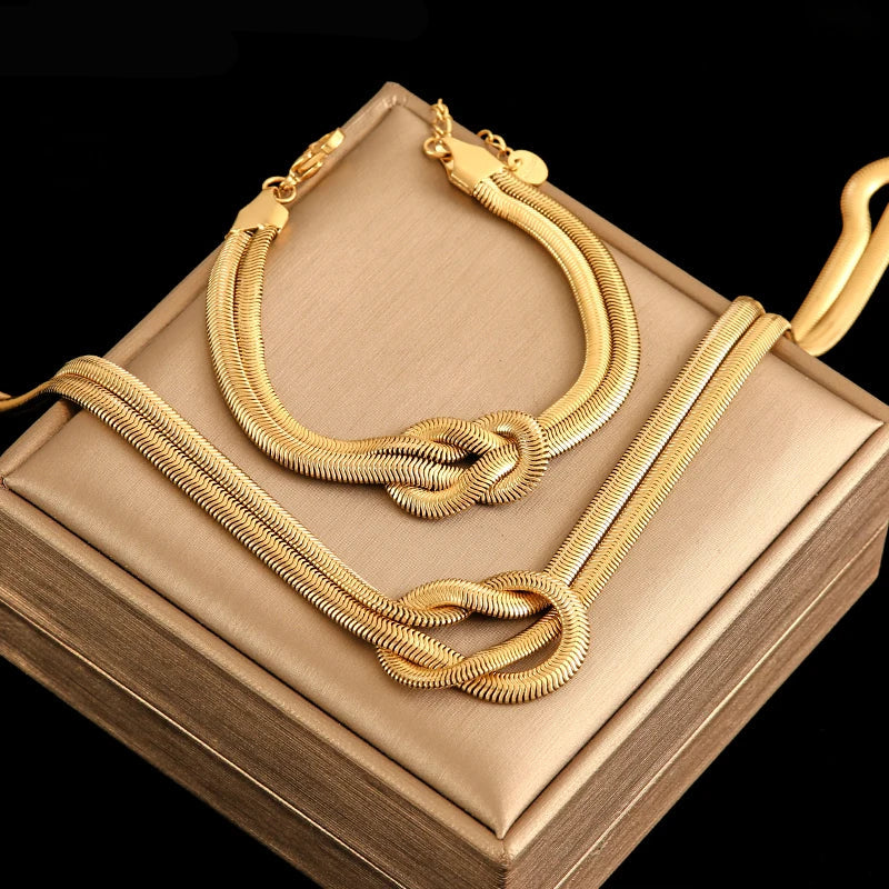 Parure Nœlya – Collier & bracelet au design noué